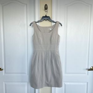 Banana Republic Size 6 Pleated Beige/Brown Round Neck Sleeveless Dress